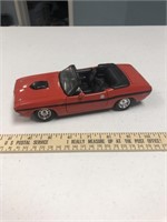 Maisto 1970 Dodge Challenger R/T 1/24 Scale Car