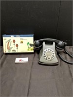 Vintage metropolis phone & wine set
