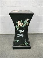 Oriental Motif Black Lacquer Pedestal