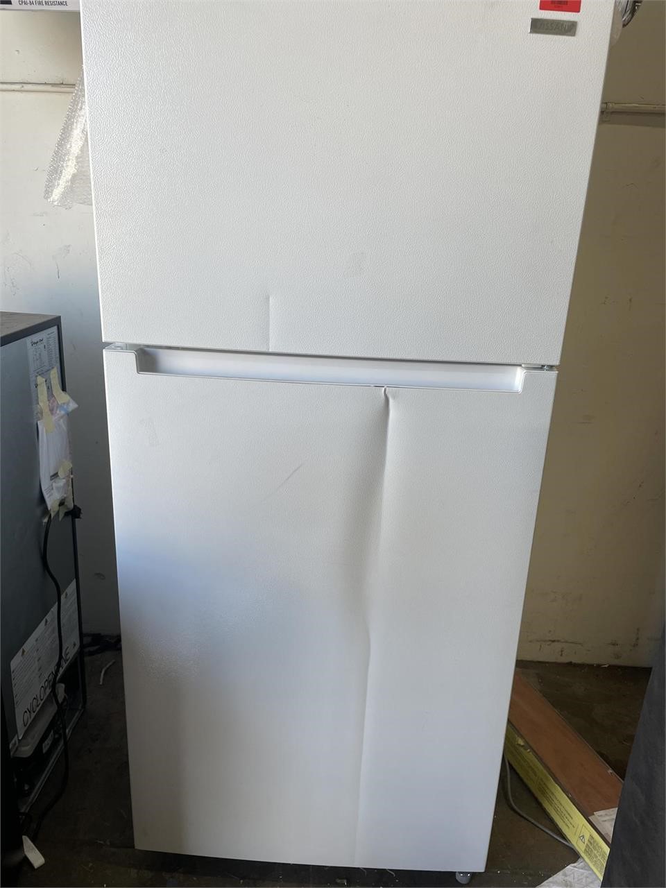 (See Photo/Tested) 18 cu. ft. Top Freezer Refriger