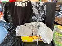 Box of women’s clothes, SM XS Med mix