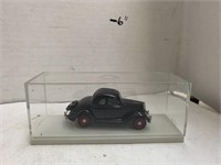 Car Model in Rex Toys Case
