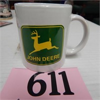 JOHN DEERE COFFEE MUG