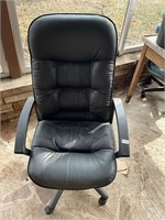 Black office chair - leans right Deerstand chair