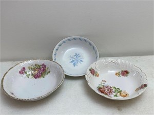 3 Vintage Floral Bowls