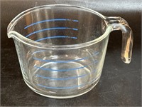 Pyrex M-320 4 Cup Measuring Cup