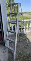 5 Step aluminum folding ladder