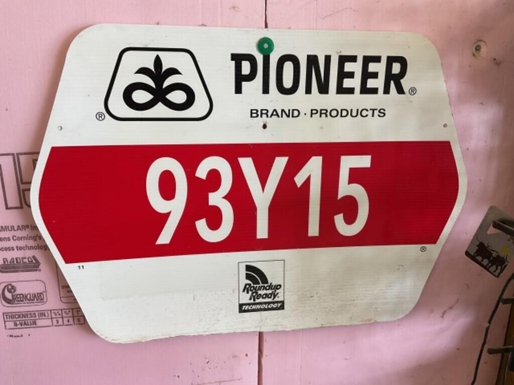 Coroplast Pioneer Sign