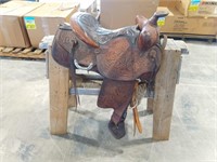 Big Horn Saddle W/Stand
