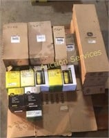Filters for a John Deere 4240. Air filters, oil,