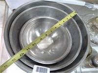 3 Stainless Bowls