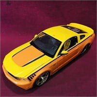 Maisto 2011 Ford Mustang GT (1:24 Scale)