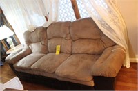 full size couch--recliner end seats