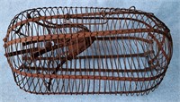RARE ANTIQUE METAL WIRE OVAL MOUSE TRAP 15" LONG