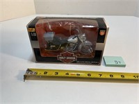 1/18 Scale Die Cast Harley Davidson Motorcycle