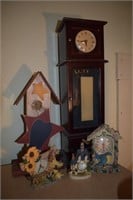 Lot of Clocks & Birdhouse Decor