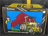 Minneapolis Moline G750 Toy Farmer in box