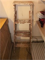 Wood 4ft ladder