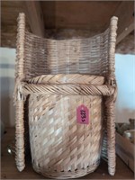 Wicker chair flower pot holder