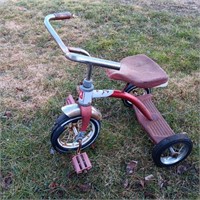 Vintage Tricycle - Wheels need TLC