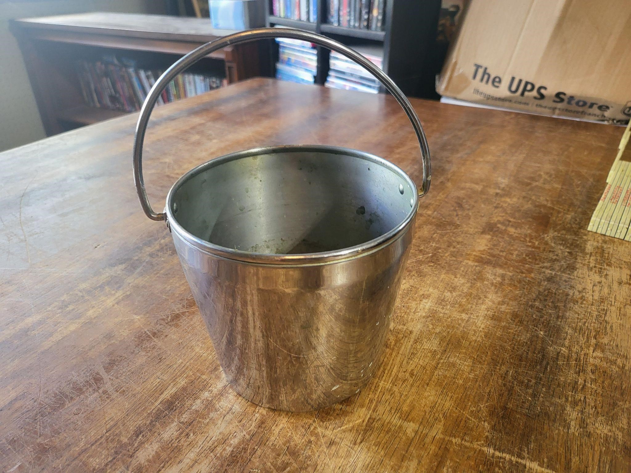 Solid copper bucket