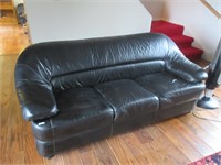 BLACK LEATHER MATCH SOFA NOTE: CORNER CLAWING