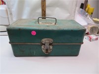 Vintage Metal Tackle Box 13&1/2" x 6&1/2" x 6"