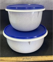 TUPPERWARE BOWL SET