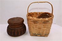 GREAT LAKES INDIAN SPLINT ASH EGG OR BERRY BASKET