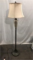 Floor Lamp w/ Shade Q11A