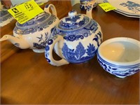 johnson brothers 6" blue willow tea pot