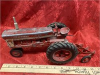 FARMALL 460 TRACTOR WITH MCCORMICK PLOW