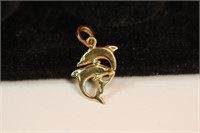 14K 2 Dolphin pendant, 1.7g, 1”