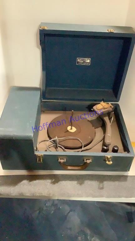 Musitron portable record player, model SRC - 3