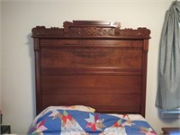 Fullsize Bed EARLY 1900S