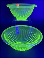 2 URANIUM GLASS GREEN MIXING BOWLS