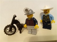 2 Lego Mini Figures with Scooter