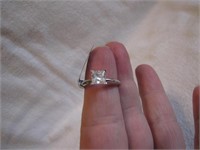 Stuller Brand Jewelry Store Sample Ring Size 8