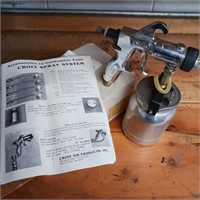 Croix Spray Gun w/ Book