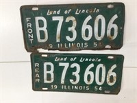 Pair of Illinois license plates
