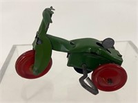 TIN PLATE WIND-UP TRICYCLE