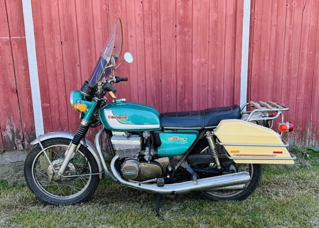 1972 Suzuki GT380 Motorcycle, Ram Air System,