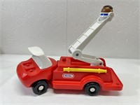 Little Tikes Fire Truck with One Fireman. (Latter