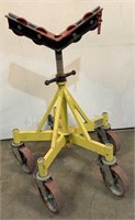 Max-Jax Rolling Pipe Roller Stand