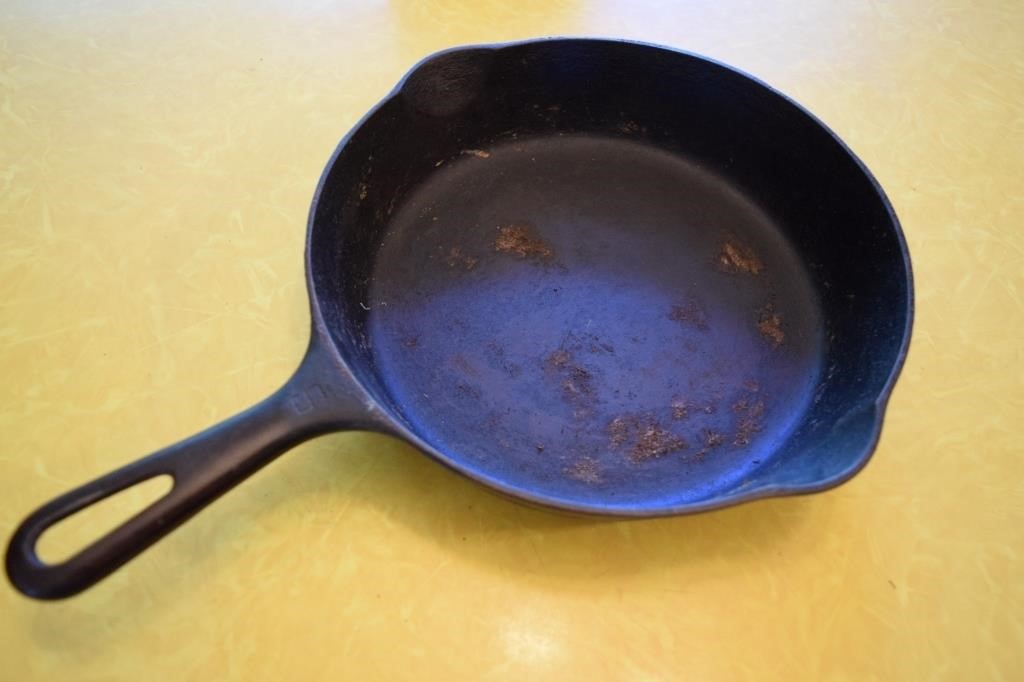 Griswald #6 Cast Iron Skillet