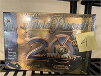 TRIVIAL PURSUIT 20TH ANNIVERSARY GAME / SEALED