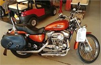 2005 - 883 Custom Harley Davidson Motorcycle