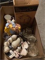 Two Box lot with musical globe, kitten lamp ,