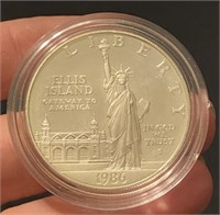 1986 US Liberty Ellis Island Silver Dollar