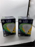 2 LED soft white bulbs